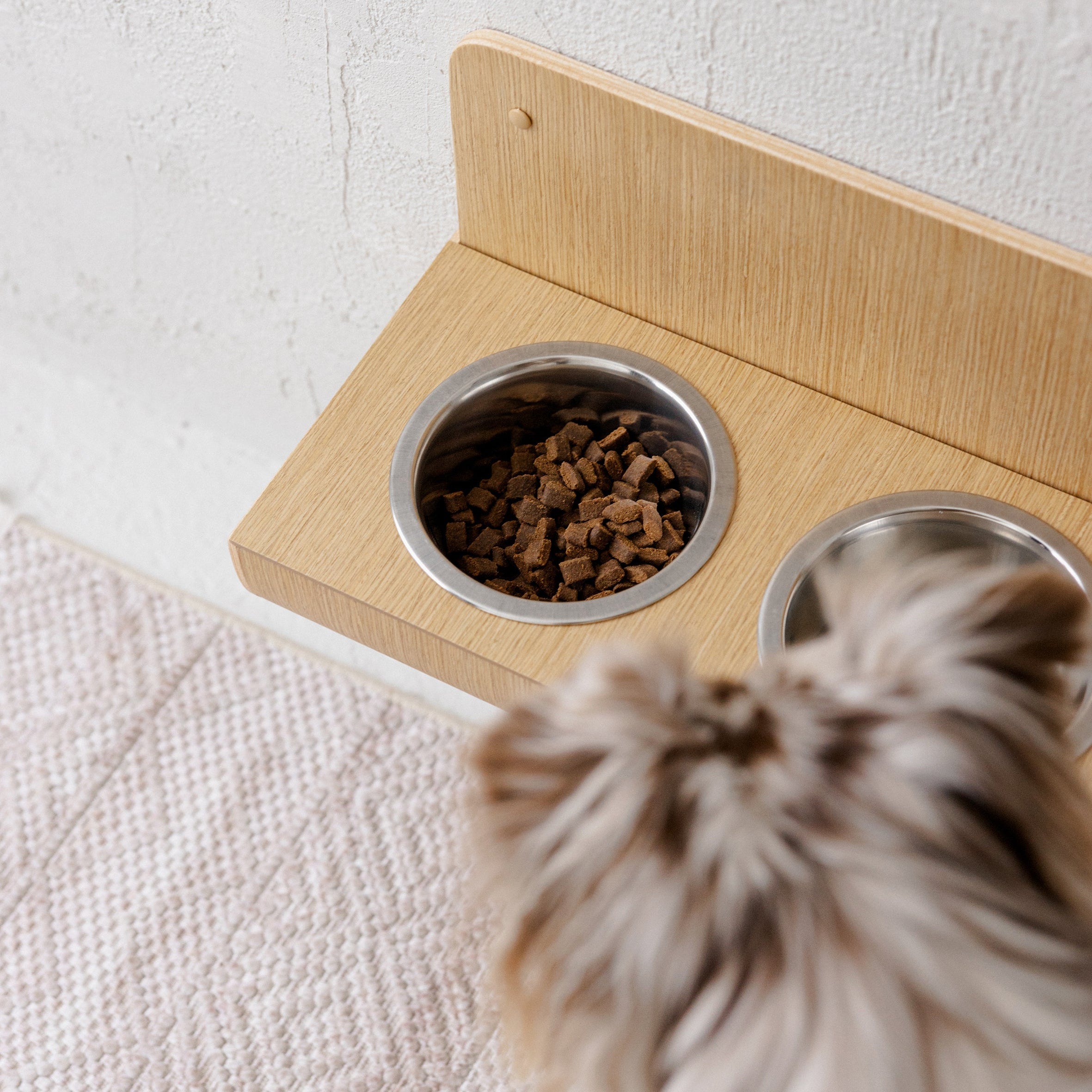 Hanging wooden dog feeder with wall protection, Floating raised dog bowls